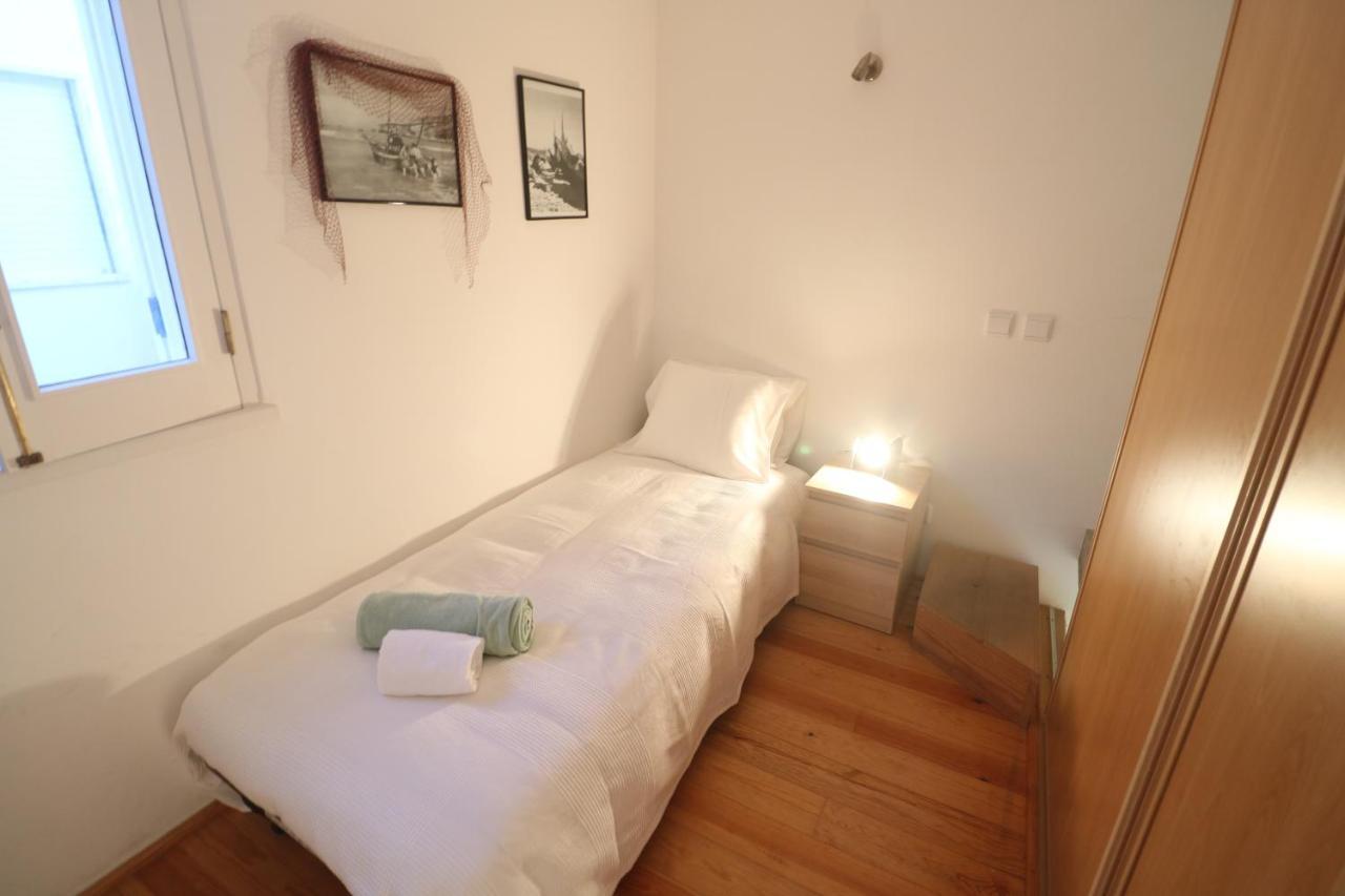 Tiny House Apartment Nazare Exterior photo